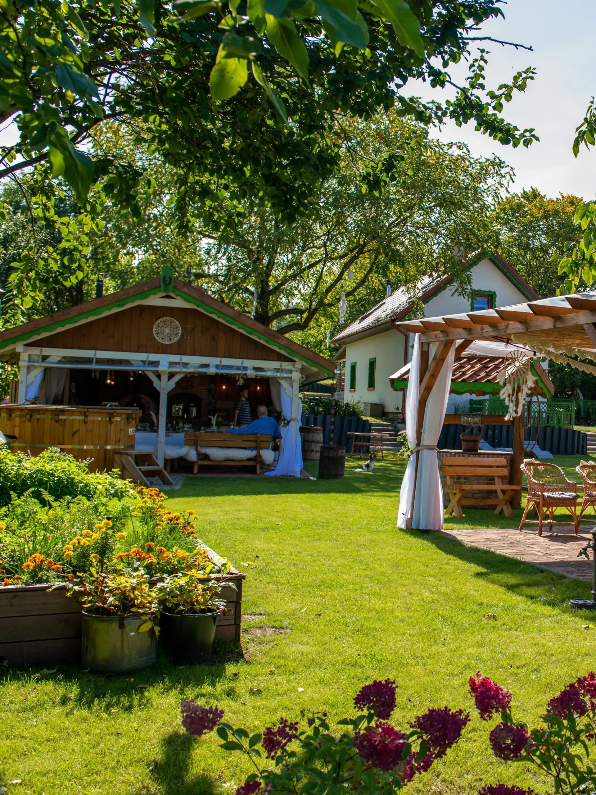 Domek z jacuzzi Mazury - luksusowy domek na wynajem dla Ciebie
